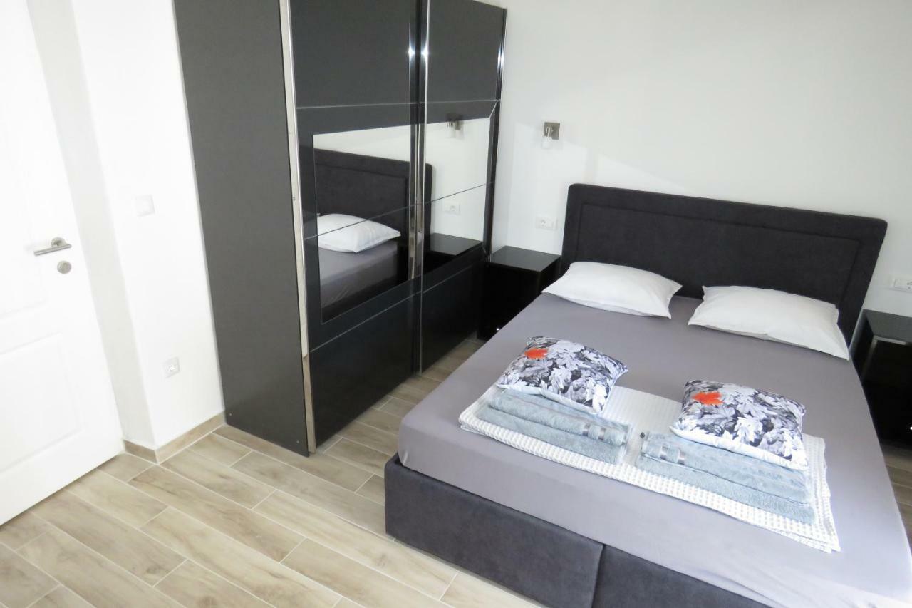 Lux Dalmatia I & R Hotell Makarska Eksteriør bilde